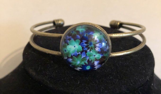 Bracelet rondes des fleurs 